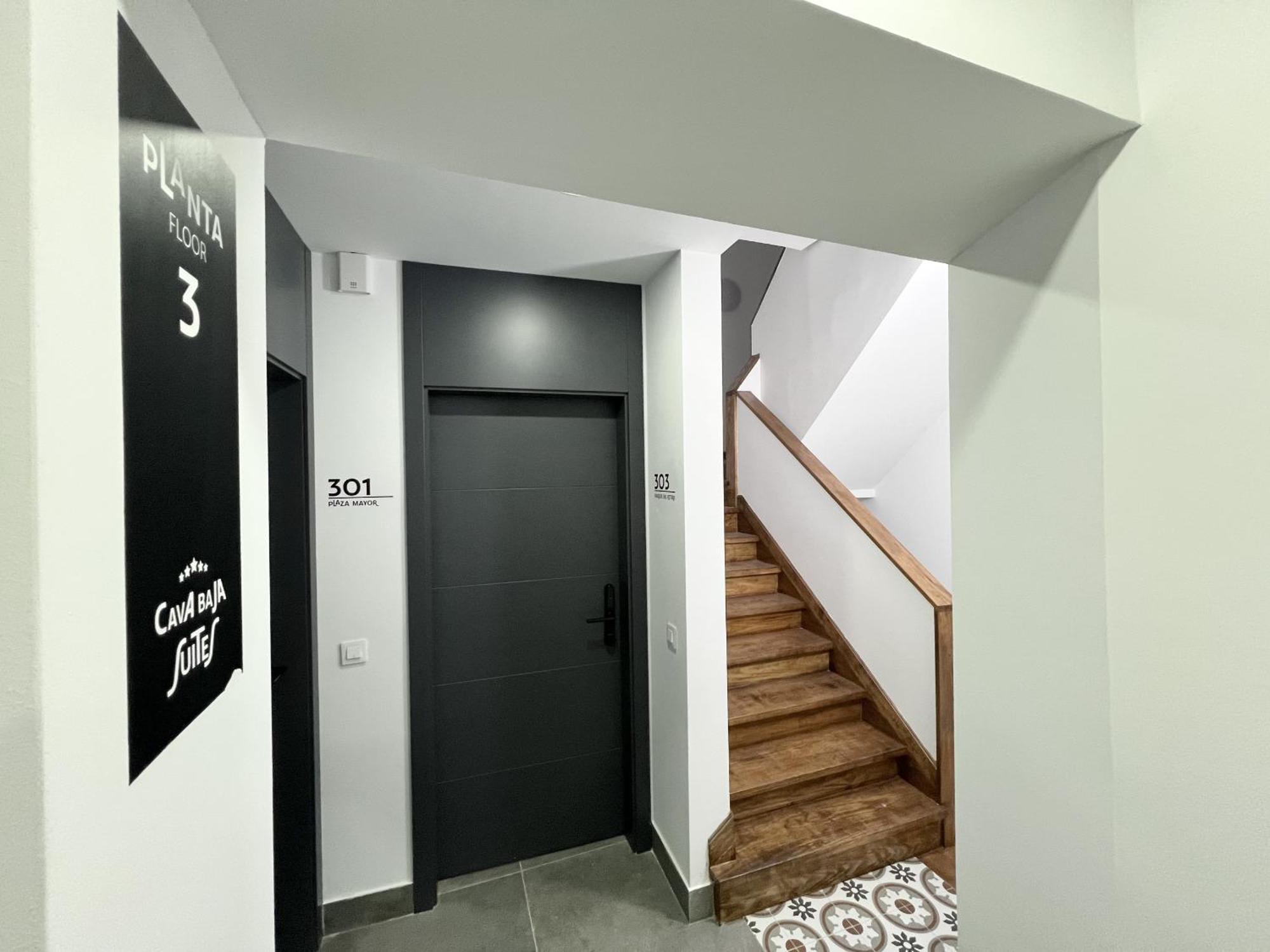 Cavabajasuites Madrid Exterior foto
